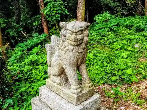 冨具神社の狛犬