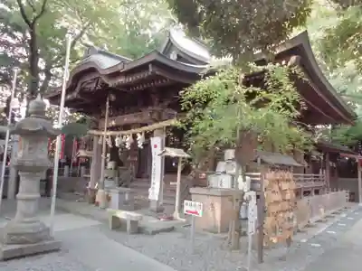 座間神社の本殿・本堂