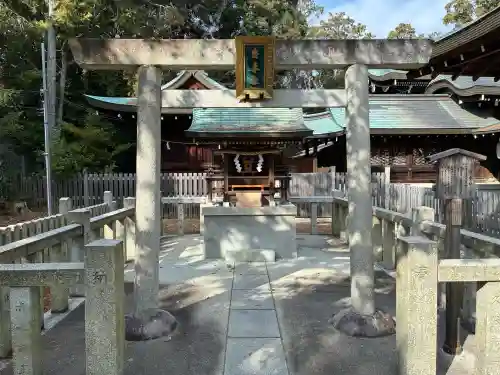 宗忠神社の{uncategorized: "未分類", other: "その他", undefined: "問題あり", building: "その他建物", grave: "お墓", sacred_gate: "鳥居", guardian: "狛犬", statue: "像", buddha: "仏像", history: "歴史", nature: "自然", garden: "庭園", animal: "動物", pagoda: "塔", temizu: "手水舎", mountain_gate: "山門・神門", sanctuary: "本殿・本堂", subordinate: "末社・摂社", art: "芸術", scenery: "景色", jizo: "地蔵", ema: "絵馬", goshuin: "御朱印", omikuji: "おみくじ", items: "授与品その他", amulet: "お守り", goshuincho: "御朱印帳", eats: "食事", festival: "お祭り", votive_dance: "神楽", shichigosan: "七五三参", wedding: "結婚式", experience: "体験その他", initially: "初詣", around: "周辺", anti_infection: "感染症対策"}