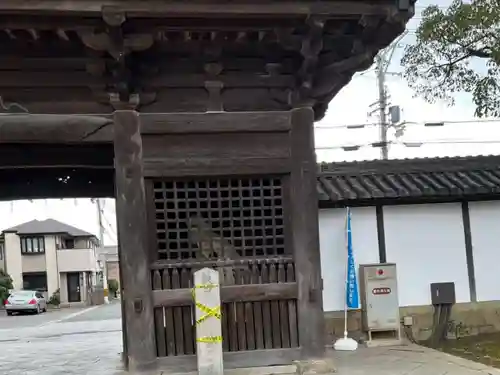 魚吹八幡神社の山門・神門