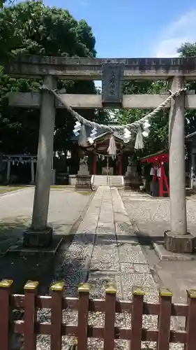 女塚神社の鳥居