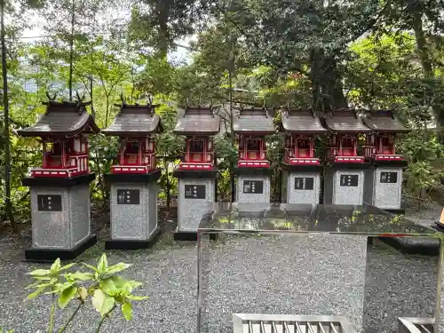 來宮神社の{uncategorized: "未分類", other: "その他", undefined: "問題あり", building: "その他建物", grave: "お墓", sacred_gate: "鳥居", guardian: "狛犬", statue: "像", buddha: "仏像", history: "歴史", nature: "自然", garden: "庭園", animal: "動物", pagoda: "塔", temizu: "手水舎", mountain_gate: "山門・神門", sanctuary: "本殿・本堂", subordinate: "末社・摂社", art: "芸術", scenery: "景色", jizo: "地蔵", ema: "絵馬", goshuin: "御朱印", omikuji: "おみくじ", items: "授与品その他", amulet: "お守り", goshuincho: "御朱印帳", eats: "食事", festival: "お祭り", votive_dance: "神楽", shichigosan: "七五三参", wedding: "結婚式", experience: "体験その他", initially: "初詣", around: "周辺", anti_infection: "感染症対策"}