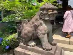 白山神社の狛犬