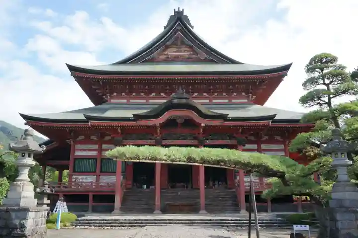 甲斐善光寺(山梨県)