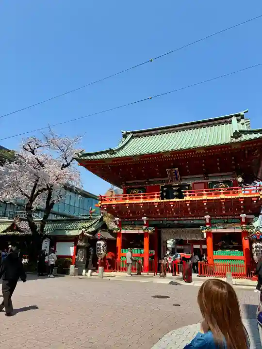 神田神社(神田明神)の{uncategorized: "未分類", other: "その他", undefined: "問題あり", building: "その他建物", grave: "お墓", sacred_gate: "鳥居", guardian: "狛犬", statue: "像", buddha: "仏像", history: "歴史", nature: "自然", garden: "庭園", animal: "動物", pagoda: "塔", temizu: "手水舎", mountain_gate: "山門・神門", sanctuary: "本殿・本堂", subordinate: "末社・摂社", art: "芸術", scenery: "景色", jizo: "地蔵", ema: "絵馬", goshuin: "御朱印", omikuji: "おみくじ", items: "授与品その他", amulet: "お守り", goshuincho: "御朱印帳", eats: "食事", festival: "お祭り", votive_dance: "神楽", shichigosan: "七五三参", wedding: "結婚式", experience: "体験その他", initially: "初詣", around: "周辺", anti_infection: "感染症対策"}
