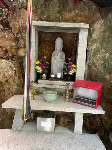 満願滝弁財天(大阪府)