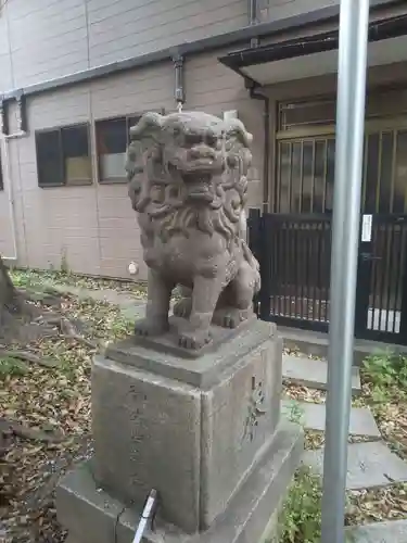 子神社の狛犬