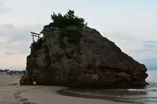 稲佐の浜　弁天島(島根県)