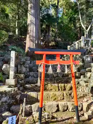 聖寳寺の末社・摂社