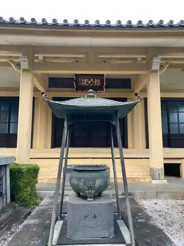 持明院の本殿・本堂