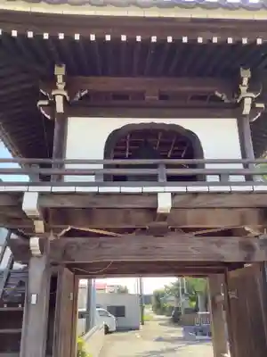 本曽寺の山門・神門