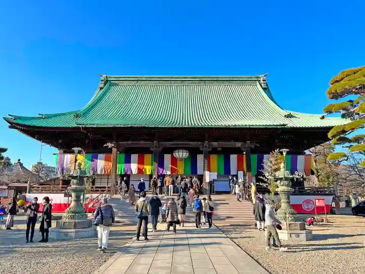 護国寺の本殿・本堂