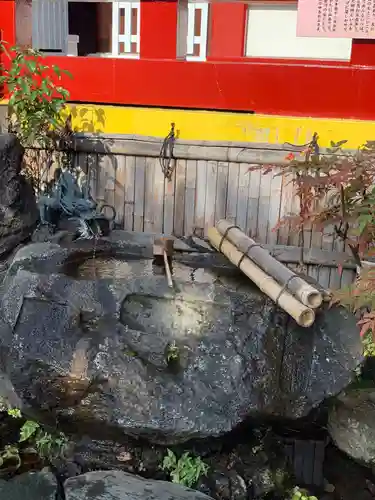 潮田神社の手水舎