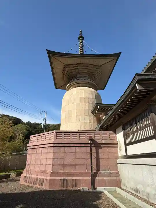誕生寺の{uncategorized: "未分類", other: "その他", undefined: "問題あり", building: "その他建物", grave: "お墓", sacred_gate: "鳥居", guardian: "狛犬", statue: "像", buddha: "仏像", history: "歴史", nature: "自然", garden: "庭園", animal: "動物", pagoda: "塔", temizu: "手水舎", mountain_gate: "山門・神門", sanctuary: "本殿・本堂", subordinate: "末社・摂社", art: "芸術", scenery: "景色", jizo: "地蔵", ema: "絵馬", goshuin: "御朱印", omikuji: "おみくじ", items: "授与品その他", amulet: "お守り", goshuincho: "御朱印帳", eats: "食事", festival: "お祭り", votive_dance: "神楽", shichigosan: "七五三参", wedding: "結婚式", experience: "体験その他", initially: "初詣", around: "周辺", anti_infection: "感染症対策"}
