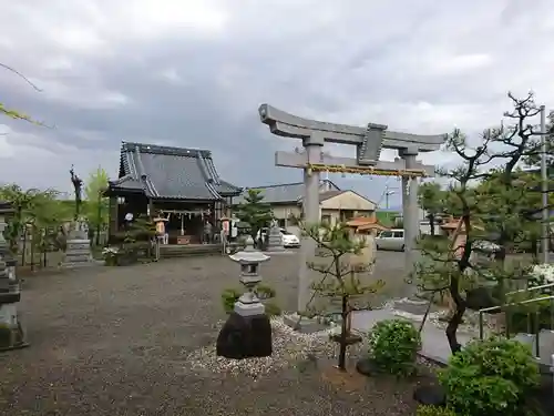 黒龍神社の鳥居