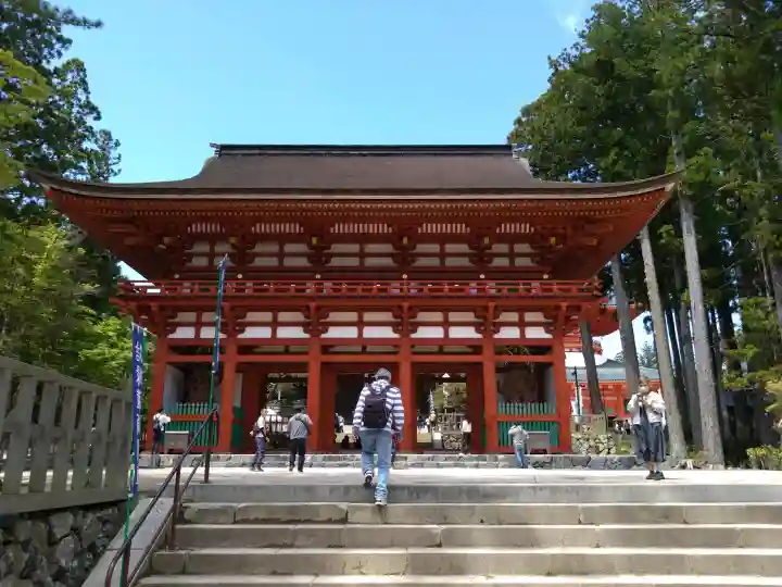 壇上伽藍の{uncategorized: "未分類", other: "その他", undefined: "問題あり", building: "その他建物", grave: "お墓", sacred_gate: "鳥居", guardian: "狛犬", statue: "像", buddha: "仏像", history: "歴史", nature: "自然", garden: "庭園", animal: "動物", pagoda: "塔", temizu: "手水舎", mountain_gate: "山門・神門", sanctuary: "本殿・本堂", subordinate: "末社・摂社", art: "芸術", scenery: "景色", jizo: "地蔵", ema: "絵馬", goshuin: "御朱印", omikuji: "おみくじ", items: "授与品その他", amulet: "お守り", goshuincho: "御朱印帳", eats: "食事", festival: "お祭り", votive_dance: "神楽", shichigosan: "七五三参", wedding: "結婚式", experience: "体験その他", initially: "初詣", around: "周辺", anti_infection: "感染症対策"}