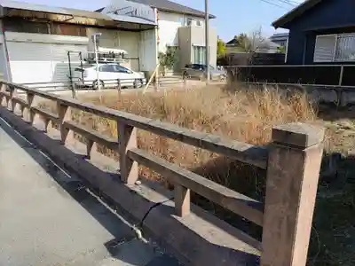 雲龍山 本證寺の周辺