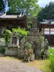 妙巌寺の地蔵