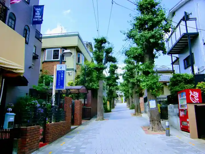 鳩ヶ谷氷川神社の周辺