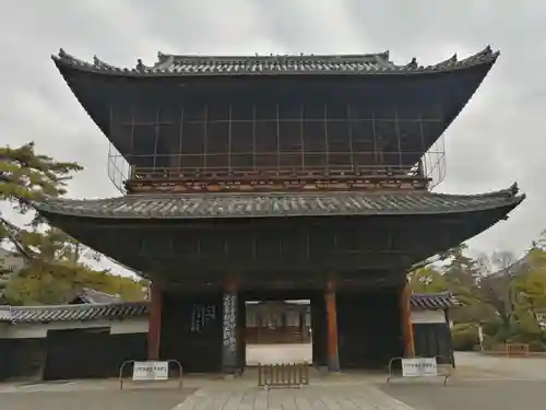 建中寺の山門・神門
