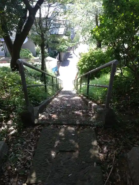 皆原金毘羅神社の{uncategorized: "未分類", other: "その他", undefined: "問題あり", building: "その他建物", grave: "お墓", sacred_gate: "鳥居", guardian: "狛犬", statue: "像", buddha: "仏像", history: "歴史", nature: "自然", garden: "庭園", animal: "動物", pagoda: "塔", temizu: "手水舎", mountain_gate: "山門・神門", sanctuary: "本殿・本堂", subordinate: "末社・摂社", art: "芸術", scenery: "景色", jizo: "地蔵", ema: "絵馬", goshuin: "御朱印", omikuji: "おみくじ", items: "授与品その他", amulet: "お守り", goshuincho: "御朱印帳", eats: "食事", festival: "お祭り", votive_dance: "神楽", shichigosan: "七五三参", wedding: "結婚式", experience: "体験その他", initially: "初詣", around: "周辺", anti_infection: "感染症対策"}
