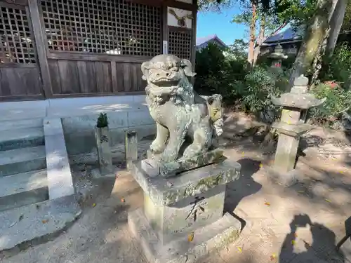 八王子神社の狛犬