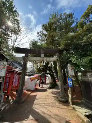 石浦神社の{uncategorized: "未分類", other: "その他", undefined: "問題あり", building: "その他建物", grave: "お墓", sacred_gate: "鳥居", guardian: "狛犬", statue: "像", buddha: "仏像", history: "歴史", nature: "自然", garden: "庭園", animal: "動物", pagoda: "塔", temizu: "手水舎", mountain_gate: "山門・神門", sanctuary: "本殿・本堂", subordinate: "末社・摂社", art: "芸術", scenery: "景色", jizo: "地蔵", ema: "絵馬", goshuin: "御朱印", omikuji: "おみくじ", items: "授与品その他", amulet: "お守り", goshuincho: "御朱印帳", eats: "食事", festival: "お祭り", votive_dance: "神楽", shichigosan: "七五三参", wedding: "結婚式", experience: "体験その他", initially: "初詣", around: "周辺", anti_infection: "感染症対策"}
