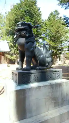 占冠神社の狛犬