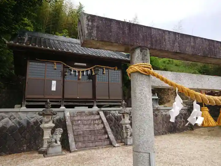鵜ケ瀬神社の本殿・本堂