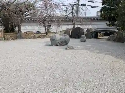 松本山　地福禅寺の{uncategorized: "未分類", other: "その他", undefined: "問題あり", building: "その他建物", grave: "お墓", sacred_gate: "鳥居", guardian: "狛犬", statue: "像", buddha: "仏像", history: "歴史", nature: "自然", garden: "庭園", animal: "動物", pagoda: "塔", temizu: "手水舎", mountain_gate: "山門・神門", sanctuary: "本殿・本堂", subordinate: "末社・摂社", art: "芸術", scenery: "景色", jizo: "地蔵", ema: "絵馬", goshuin: "御朱印", omikuji: "おみくじ", items: "授与品その他", amulet: "お守り", goshuincho: "御朱印帳", eats: "食事", festival: "お祭り", votive_dance: "神楽", shichigosan: "七五三参", wedding: "結婚式", experience: "体験その他", initially: "初詣", around: "周辺", anti_infection: "感染症対策"}