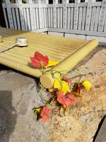 白金氷川神社の手水舎