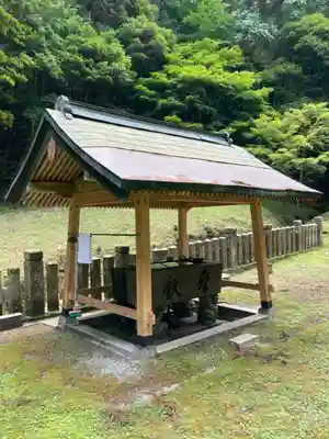 若王子神社の手水舎