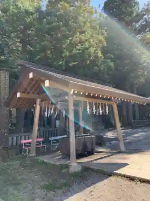 諏訪大社の手水舎