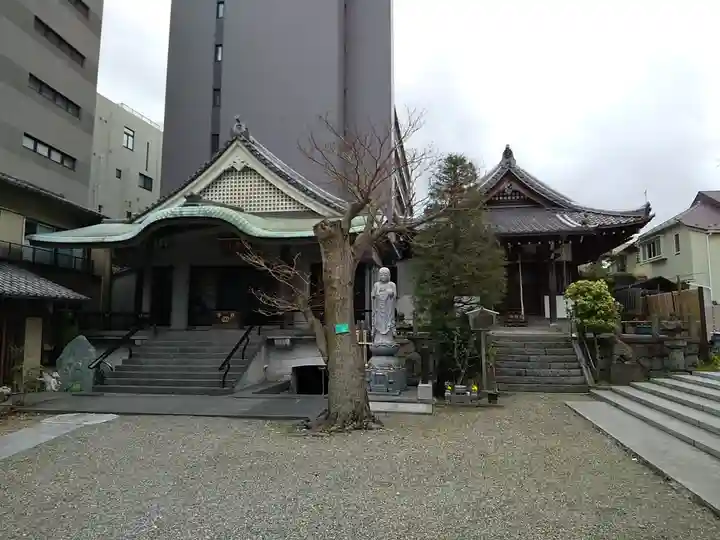 南蔵院の本殿・本堂