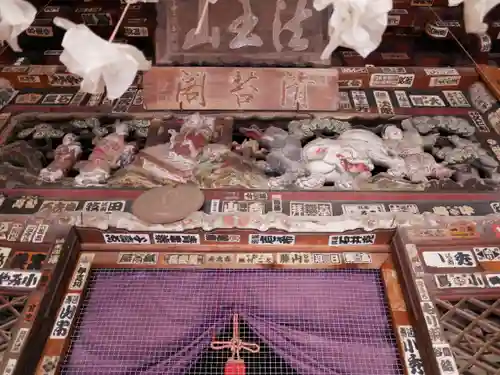 岩之上堂の本殿・本堂