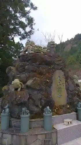 大山阿夫利神社の狛犬