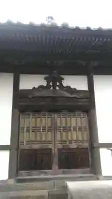 願成就寺の本殿・本堂