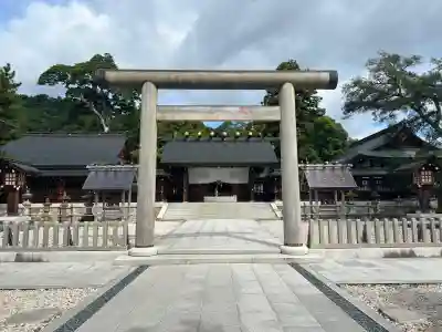丹後一ノ宮 元伊勢 籠神社の{uncategorized: "未分類", other: "その他", undefined: "問題あり", building: "その他建物", grave: "お墓", sacred_gate: "鳥居", guardian: "狛犬", statue: "像", buddha: "仏像", history: "歴史", nature: "自然", garden: "庭園", animal: "動物", pagoda: "塔", temizu: "手水舎", mountain_gate: "山門・神門", sanctuary: "本殿・本堂", subordinate: "末社・摂社", art: "芸術", scenery: "景色", jizo: "地蔵", ema: "絵馬", goshuin: "御朱印", omikuji: "おみくじ", items: "授与品その他", amulet: "お守り", goshuincho: "御朱印帳", eats: "食事", festival: "お祭り", votive_dance: "神楽", shichigosan: "七五三参", wedding: "結婚式", experience: "体験その他", initially: "初詣", around: "周辺", anti_infection: "感染症対策"}