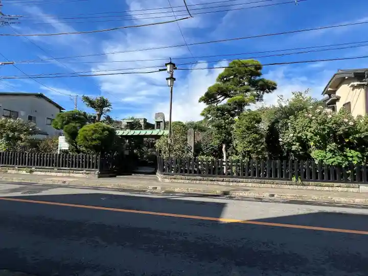収玄寺の山門・神門