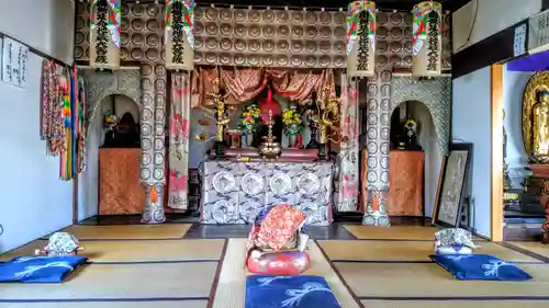 西用寺の末社・摂社