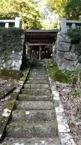 根渡神社の本殿・本堂