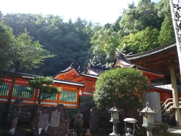 熊野那智大社の本殿・本堂