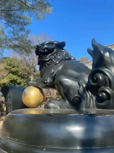 豪徳寺の{uncategorized: "未分類", other: "その他", undefined: "問題あり", building: "その他建物", grave: "お墓", sacred_gate: "鳥居", guardian: "狛犬", statue: "像", buddha: "仏像", history: "歴史", nature: "自然", garden: "庭園", animal: "動物", pagoda: "塔", temizu: "手水舎", mountain_gate: "山門・神門", sanctuary: "本殿・本堂", subordinate: "末社・摂社", art: "芸術", scenery: "景色", jizo: "地蔵", ema: "絵馬", goshuin: "御朱印", omikuji: "おみくじ", items: "授与品その他", amulet: "お守り", goshuincho: "御朱印帳", eats: "食事", festival: "お祭り", votive_dance: "神楽", shichigosan: "七五三参", wedding: "結婚式", experience: "体験その他", initially: "初詣", around: "周辺", anti_infection: "感染症対策"}