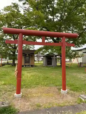 浅間神社の{uncategorized: "未分類", other: "その他", undefined: "問題あり", building: "その他建物", grave: "お墓", sacred_gate: "鳥居", guardian: "狛犬", statue: "像", buddha: "仏像", history: "歴史", nature: "自然", garden: "庭園", animal: "動物", pagoda: "塔", temizu: "手水舎", mountain_gate: "山門・神門", sanctuary: "本殿・本堂", subordinate: "末社・摂社", art: "芸術", scenery: "景色", jizo: "地蔵", ema: "絵馬", goshuin: "御朱印", omikuji: "おみくじ", items: "授与品その他", amulet: "お守り", goshuincho: "御朱印帳", eats: "食事", festival: "お祭り", votive_dance: "神楽", shichigosan: "七五三参", wedding: "結婚式", experience: "体験その他", initially: "初詣", around: "周辺", anti_infection: "感染症対策"}