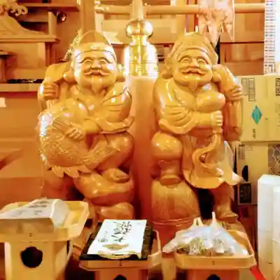 彌彦神社　(伊夜日子神社)の像