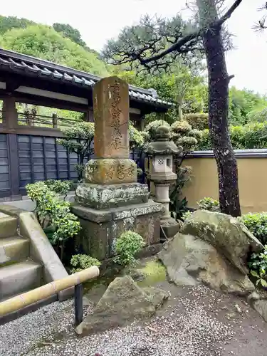 本蓮寺の塔