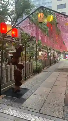 露天神社（お初天神）の{uncategorized: "未分類", other: "その他", undefined: "問題あり", building: "その他建物", grave: "お墓", sacred_gate: "鳥居", guardian: "狛犬", statue: "像", buddha: "仏像", history: "歴史", nature: "自然", garden: "庭園", animal: "動物", pagoda: "塔", temizu: "手水舎", mountain_gate: "山門・神門", sanctuary: "本殿・本堂", subordinate: "末社・摂社", art: "芸術", scenery: "景色", jizo: "地蔵", ema: "絵馬", goshuin: "御朱印", omikuji: "おみくじ", items: "授与品その他", amulet: "お守り", goshuincho: "御朱印帳", eats: "食事", festival: "お祭り", votive_dance: "神楽", shichigosan: "七五三参", wedding: "結婚式", experience: "体験その他", initially: "初詣", around: "周辺", anti_infection: "感染症対策"}