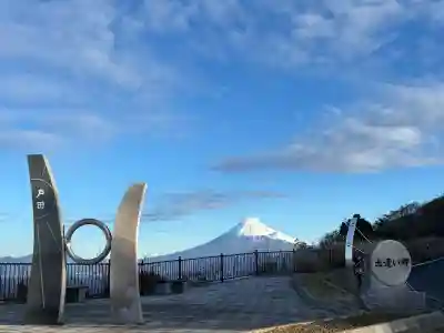 諸口神社の{uncategorized: "未分類", other: "その他", undefined: "問題あり", building: "その他建物", grave: "お墓", sacred_gate: "鳥居", guardian: "狛犬", statue: "像", buddha: "仏像", history: "歴史", nature: "自然", garden: "庭園", animal: "動物", pagoda: "塔", temizu: "手水舎", mountain_gate: "山門・神門", sanctuary: "本殿・本堂", subordinate: "末社・摂社", art: "芸術", scenery: "景色", jizo: "地蔵", ema: "絵馬", goshuin: "御朱印", omikuji: "おみくじ", items: "授与品その他", amulet: "お守り", goshuincho: "御朱印帳", eats: "食事", festival: "お祭り", votive_dance: "神楽", shichigosan: "七五三参", wedding: "結婚式", experience: "体験その他", initially: "初詣", around: "周辺", anti_infection: "感染症対策"}