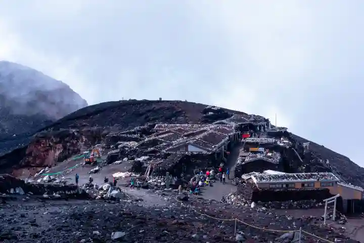 富士山頂上浅間大社奥宮(静岡県)