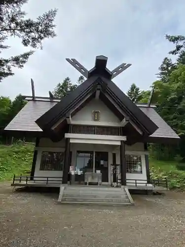 茂岩神社の本殿・本堂